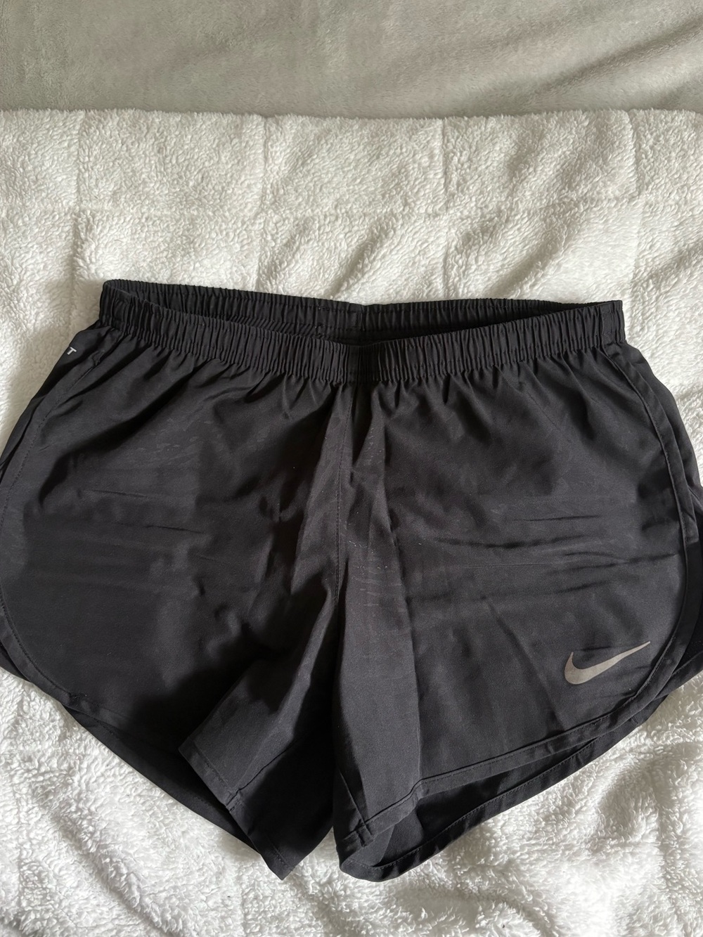 NIKE DRI-FIT RUNNING SHORTS